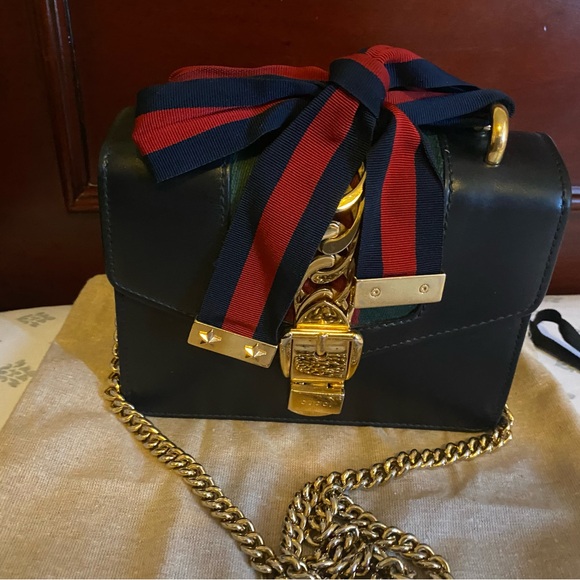 Gucci Sylvie Mini Chain Bag GUC - Picture 5 of 17